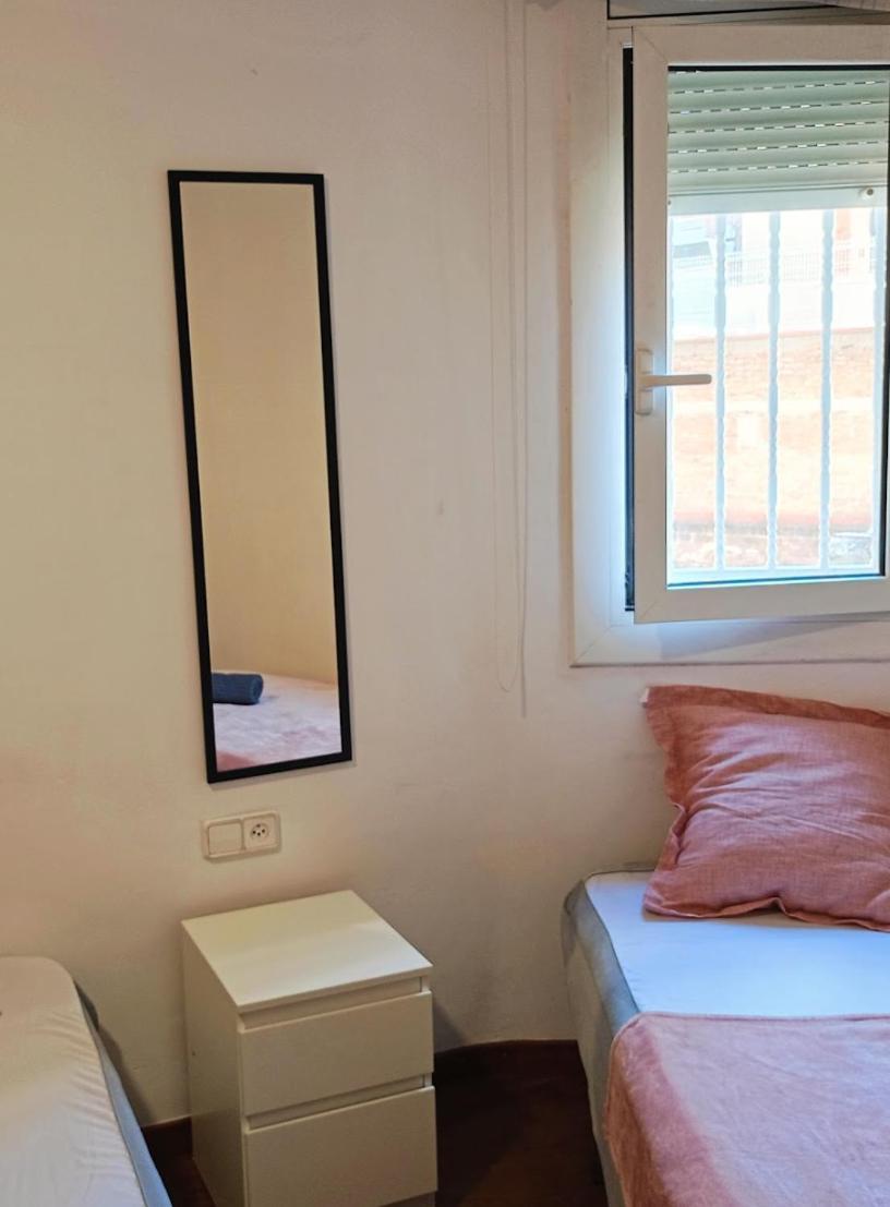 Diagonal R3 Bed & Breakfast Barcelona Exterior photo